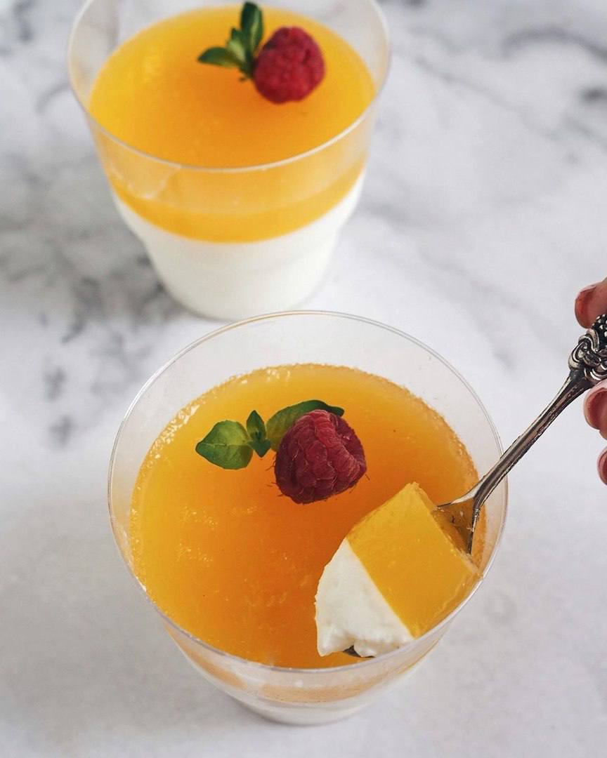 Yoghurt panna Cotta