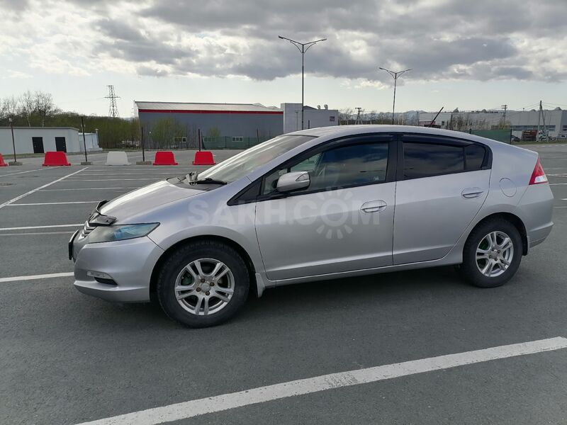 Honda Insight 2009 гибрид