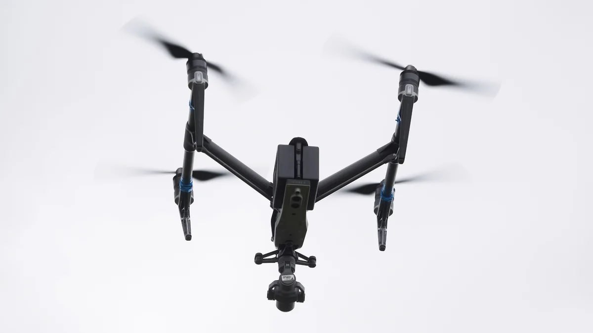 Нижегородская область дроны. Бпла dji mavic 3. Беспилотник с четырьмя винтами. Нижегородская область дроны. Дроны в великом новгороде.